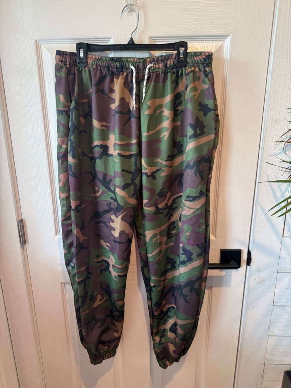 Women's Camo Jogger Pants - Green Camo